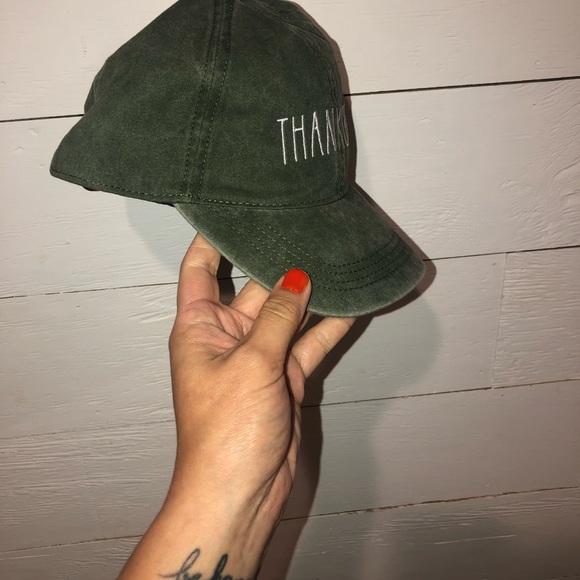 NEW‼️‼️ RAE DUNN 🍁🍂THANKFUL HAT AND PLUSH THROW BLANKET 🍁🍂 - Picture 6 of 9